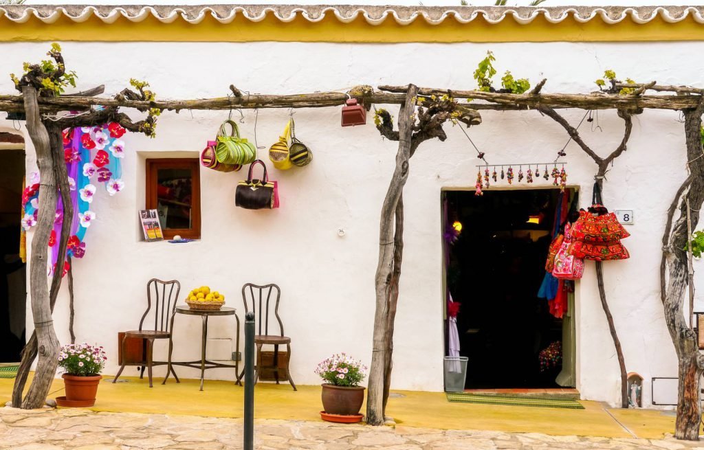 Ibiza Santa Gertrudis Winkeltje in Santa Gertrudis, Ibiza | Spauwen Travel