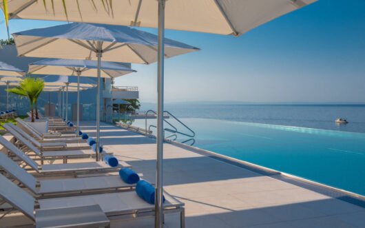Buitenzwembad Binnenzwembad Hilton Rijeka Costabella Beach Resort & Spa